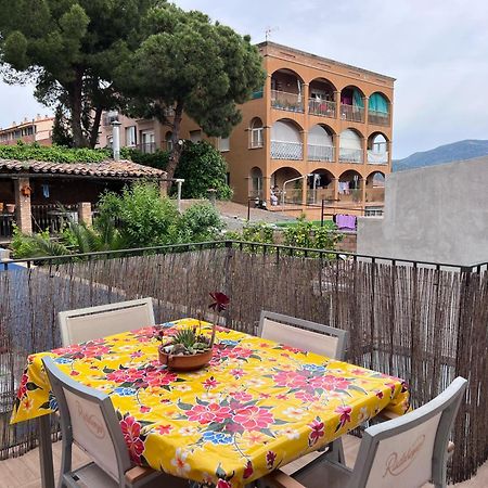 Alojamiento Con Encanto En Planta Superior Ideal Para Trabajo Y Escapadas Familiares En Montserrat Esparreguera Dış mekan fotoğraf
